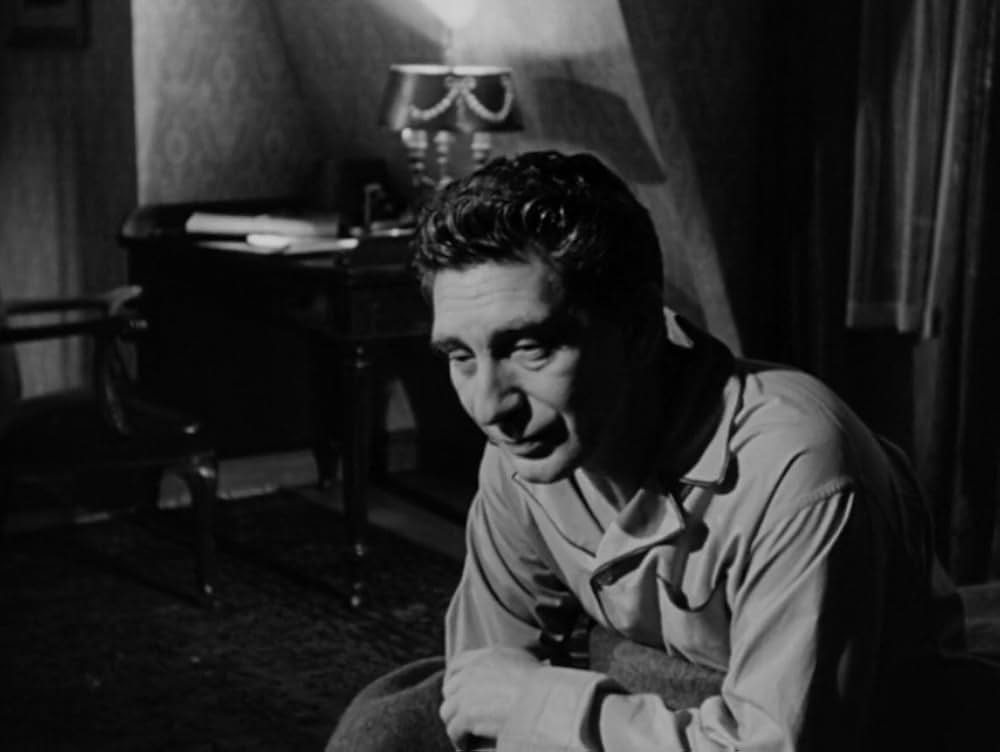 鉄のカーテンの画像