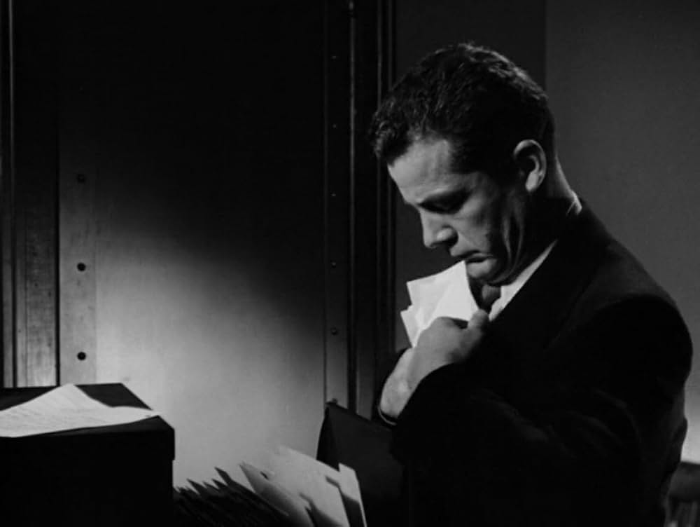 鉄のカーテンの画像