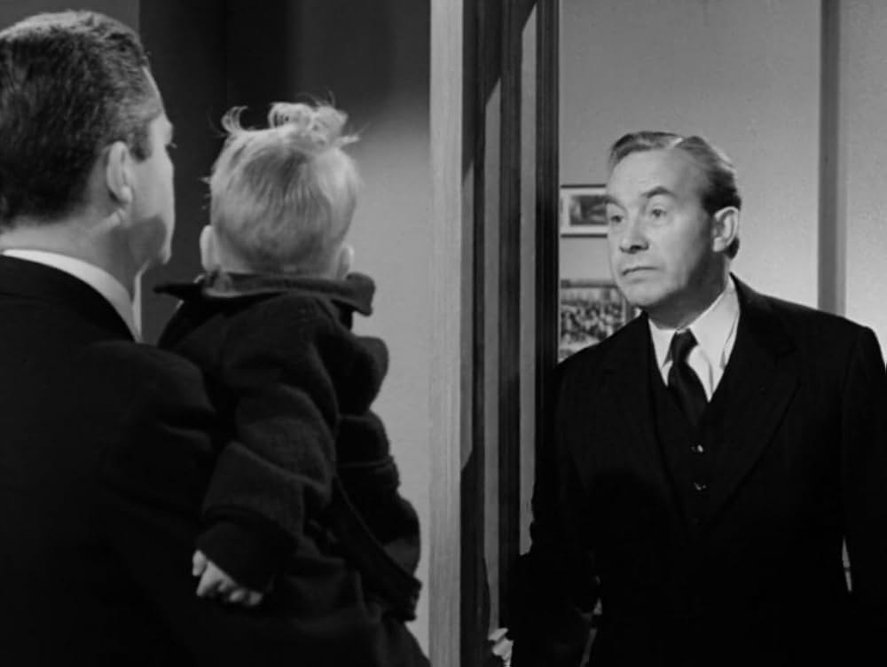 鉄のカーテンの画像