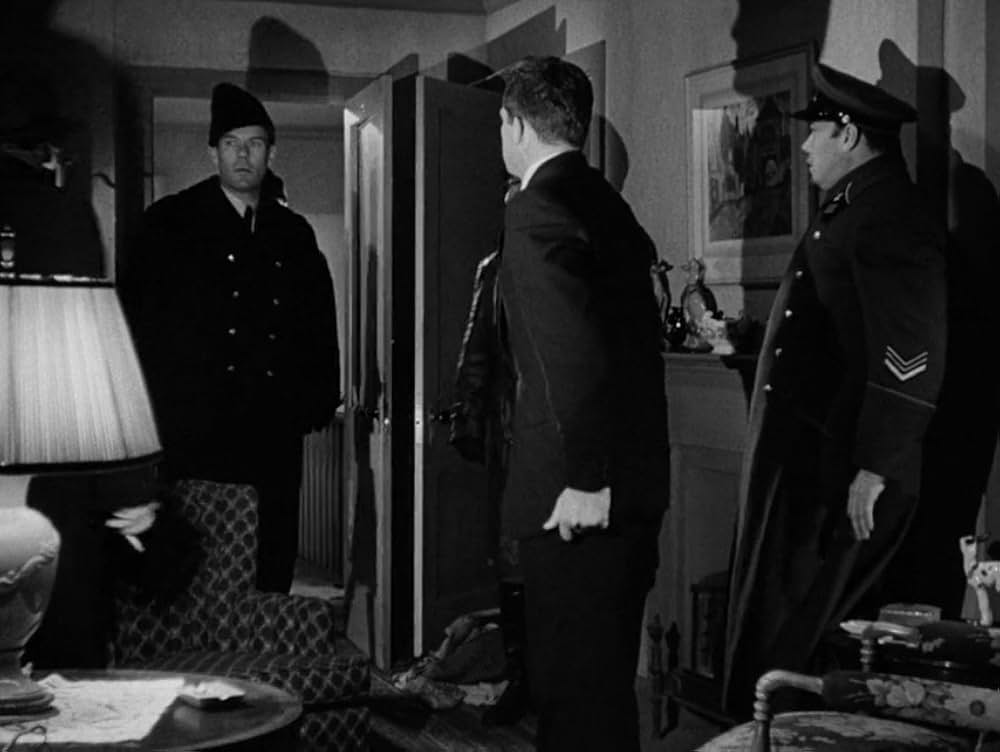 鉄のカーテンの画像