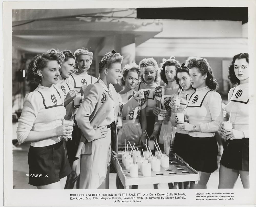 腰抜けと原爆娘の画像