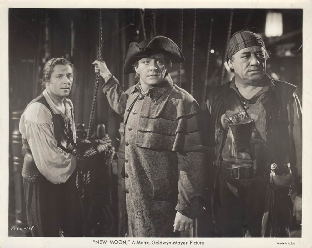 ニュウ・ムウンの画像