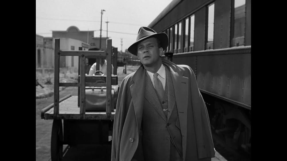 疑惑の影の画像