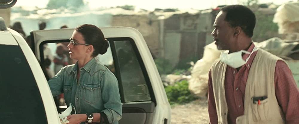 「サハラ 死の砂漠を脱出せよ」ペネロペ・クルス & グリン・ターマンの画像