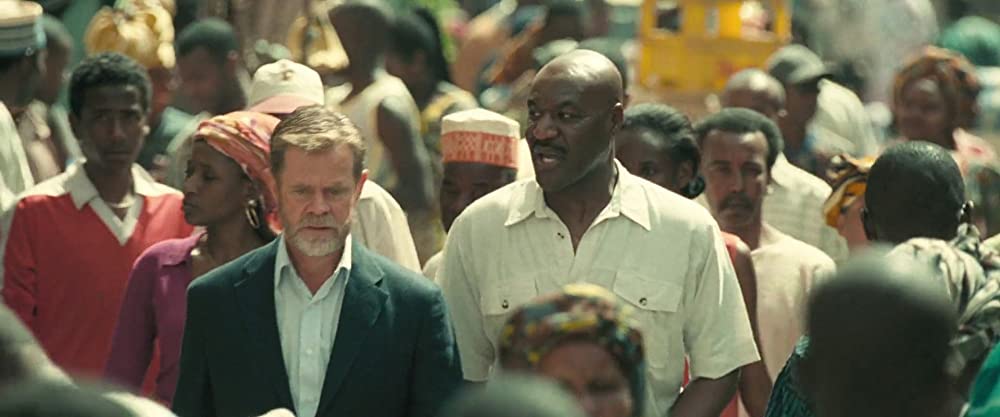 「サハラ 死の砂漠を脱出せよ」ウィリアム・H・メイシー & デルロイ・リンドーの画像