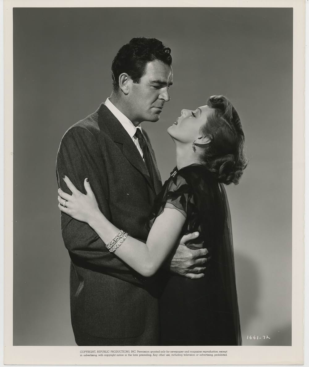 怪船シー・ホーネットの画像