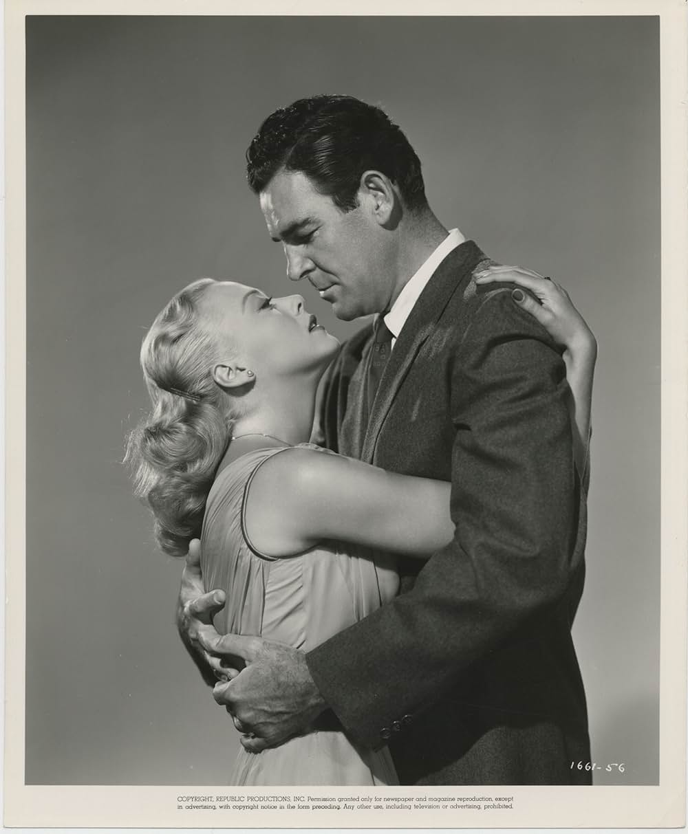 怪船シー・ホーネットの画像