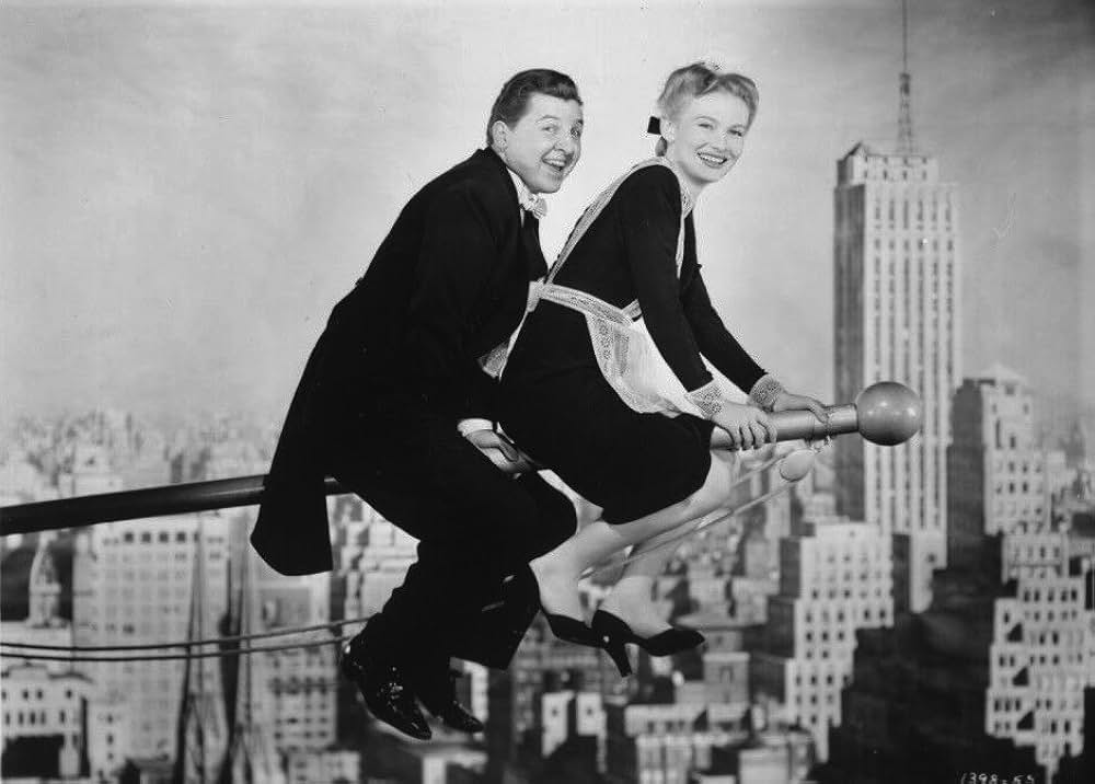 頓馬と金髪娘の画像