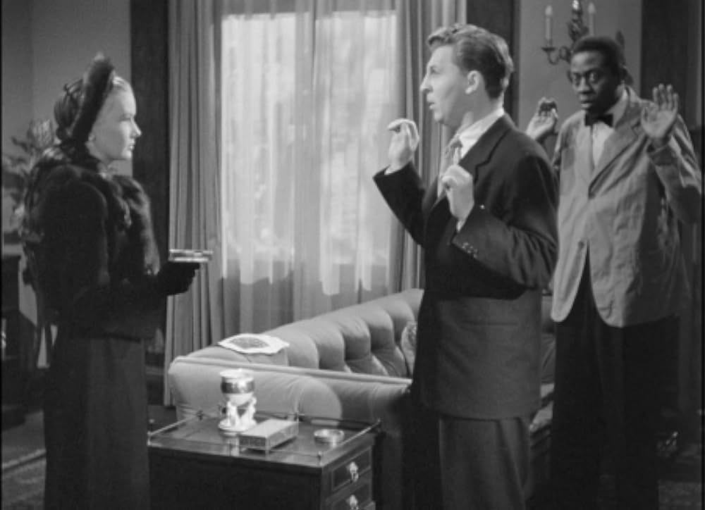 頓馬と金髪娘の画像