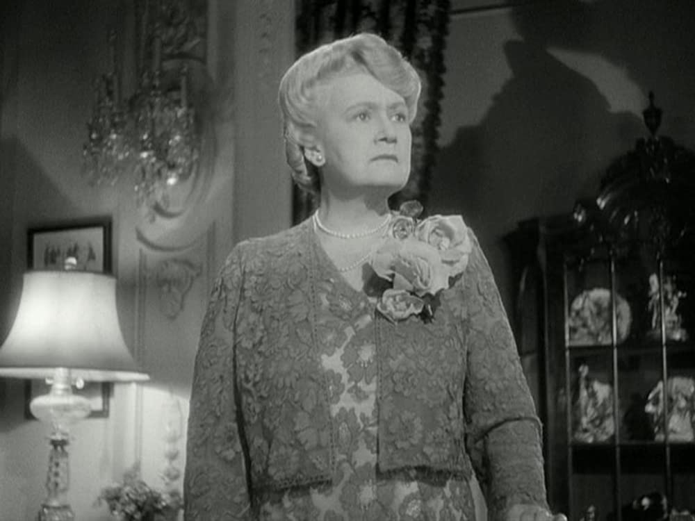 「ラインの監視」ルシル・ワトソンの画像