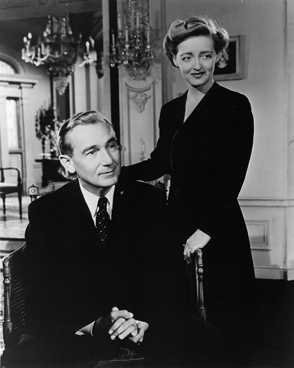 「ラインの監視」ベティ・デイビス & ポール・ルーカスの画像