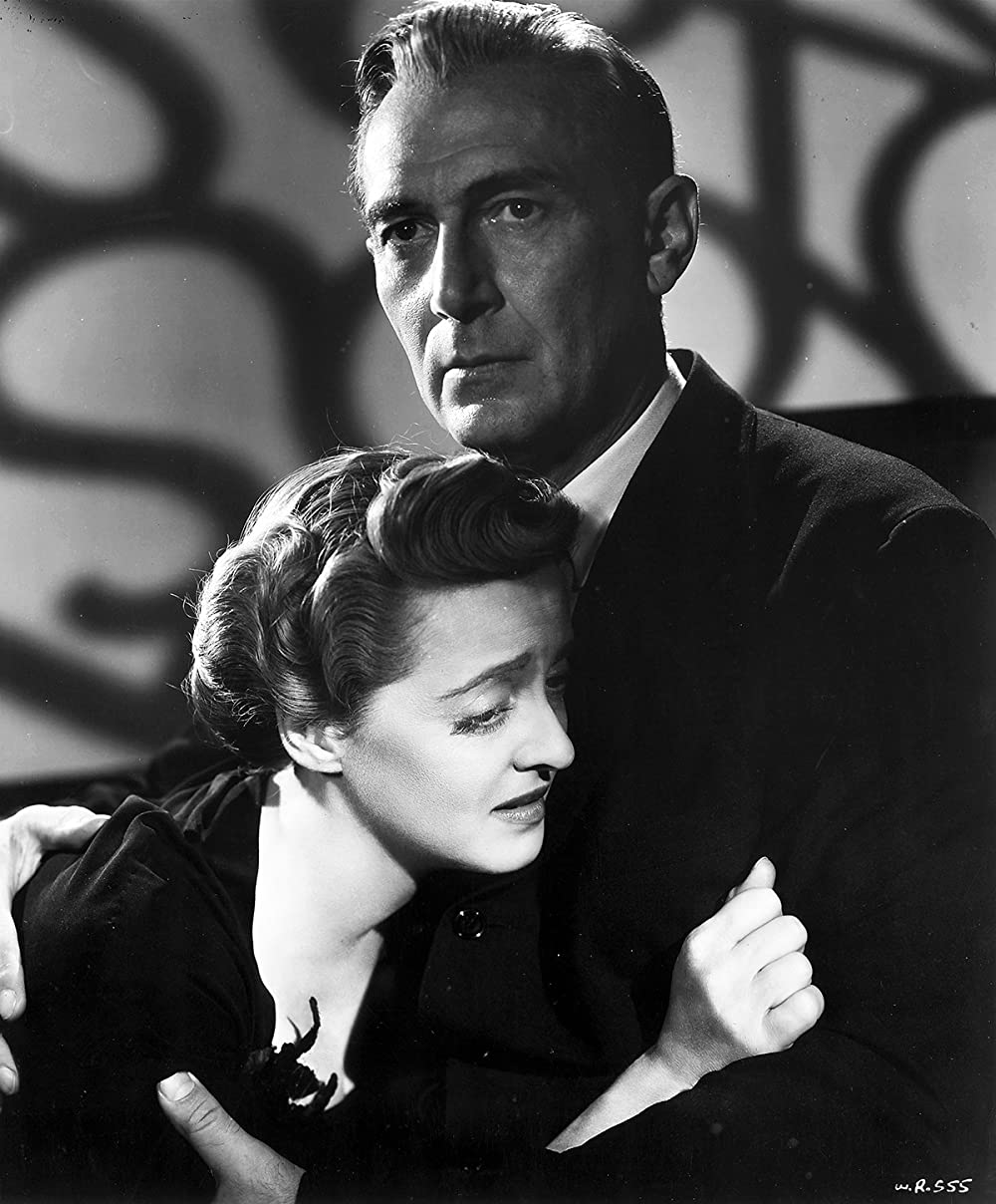 「ラインの監視」ベティ・デイビス & ポール・ルーカスの画像