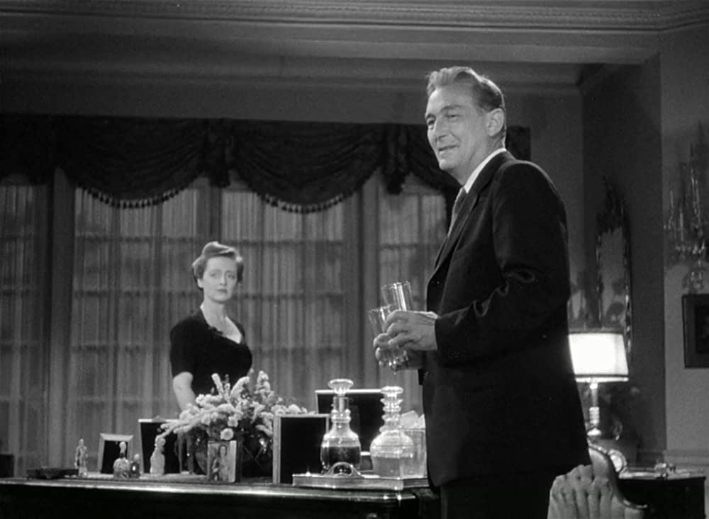 「ラインの監視」ベティ・デイビス & ポール・ルーカスの画像