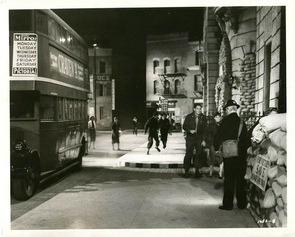 哀愁物語の画像