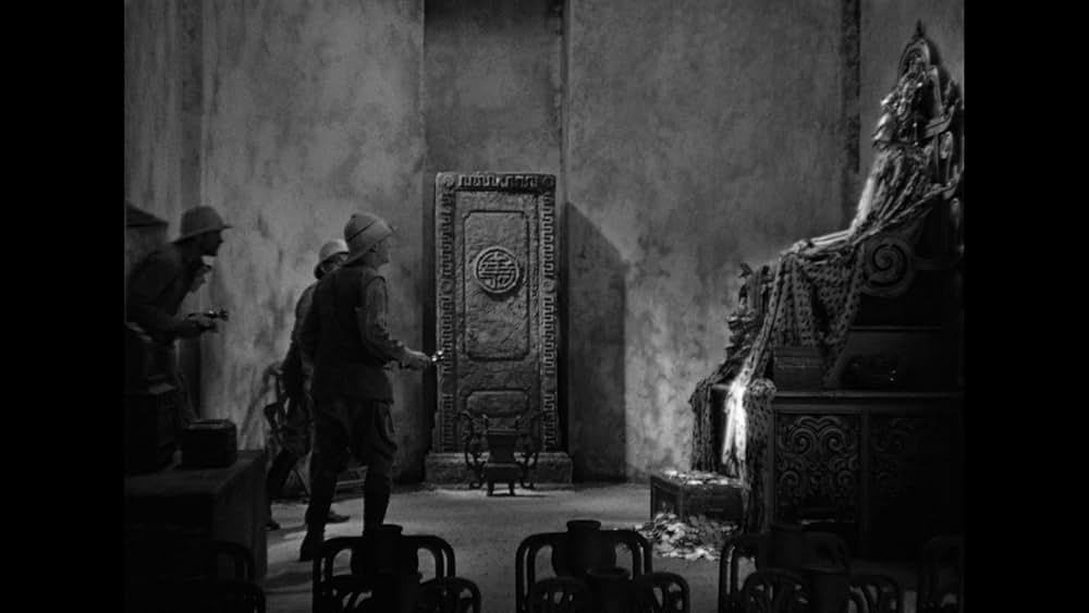 成吉斯汗の仮面の画像