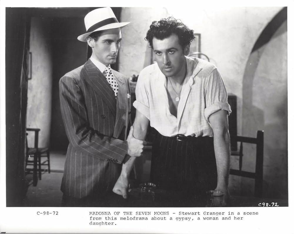 七つの月のマドンナの画像