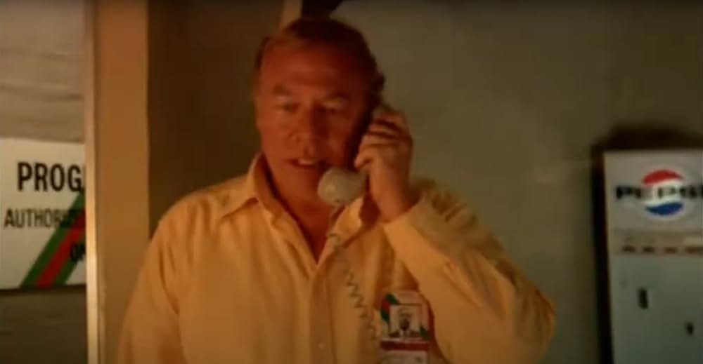 狼たちの影の画像