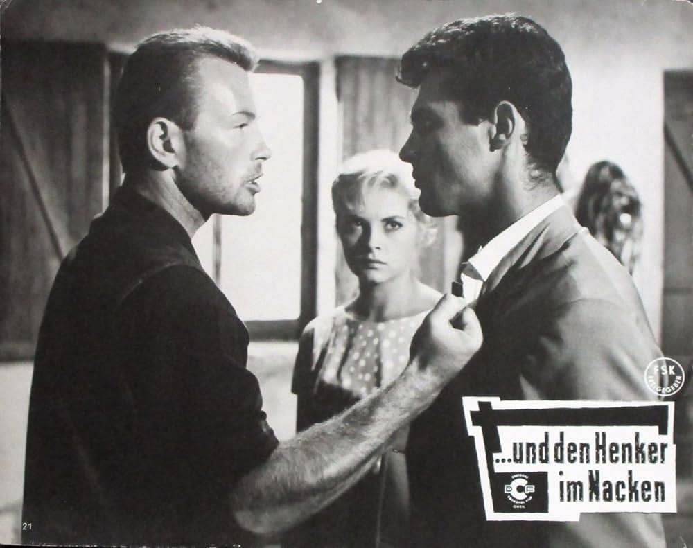 金と女と機関銃の画像