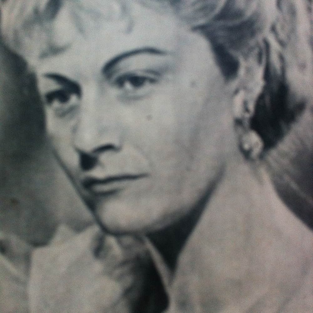 嵐に叛く女の画像