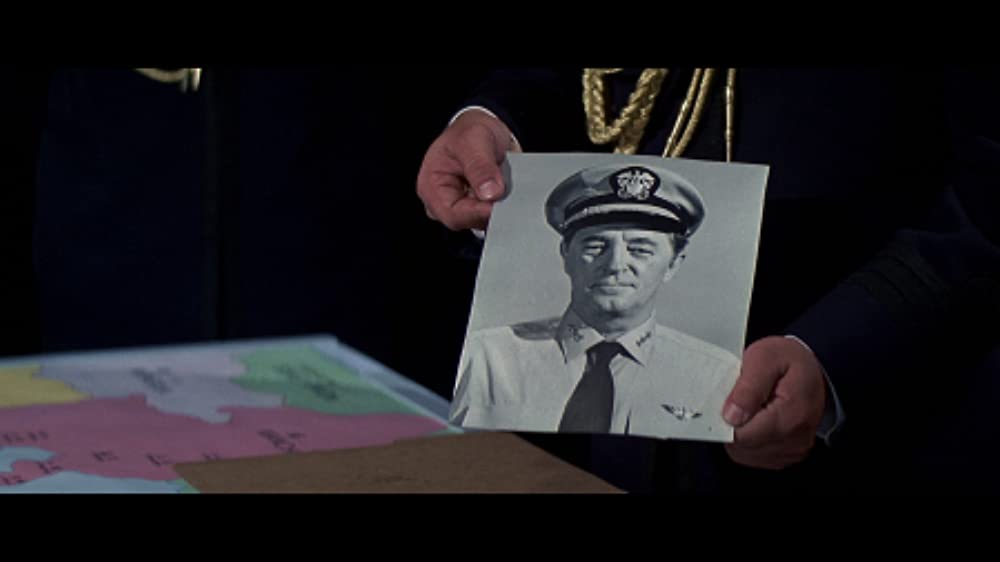 「ミッドウェイ」ロバート・ミッチャムの画像