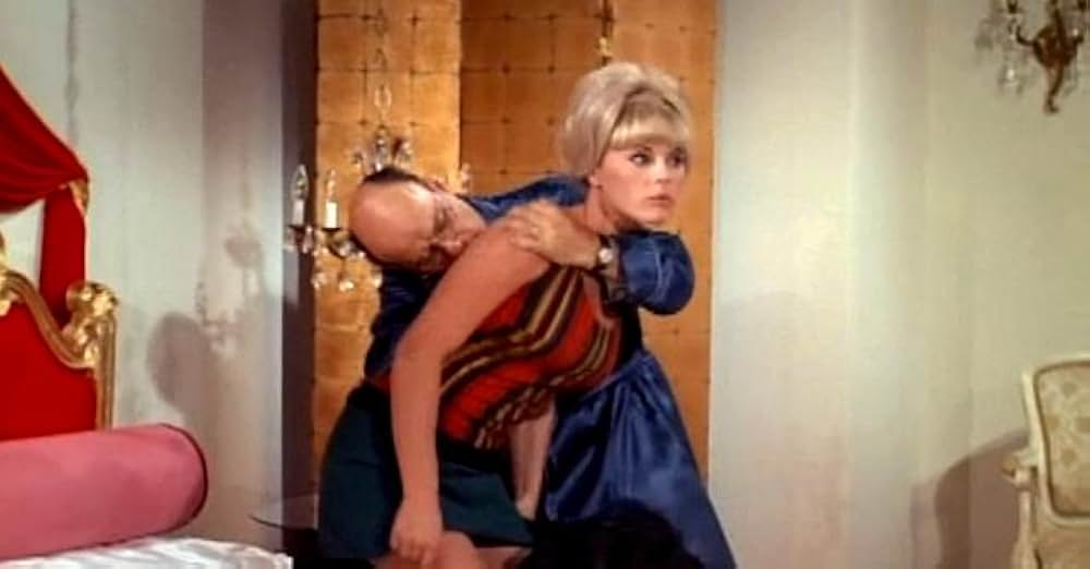 彼女の不道徳な夢の画像