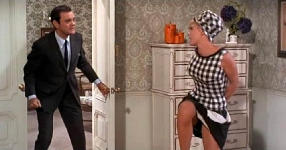 彼女の不道徳な夢の画像