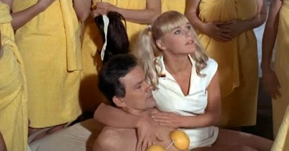 彼女の不道徳な夢の画像