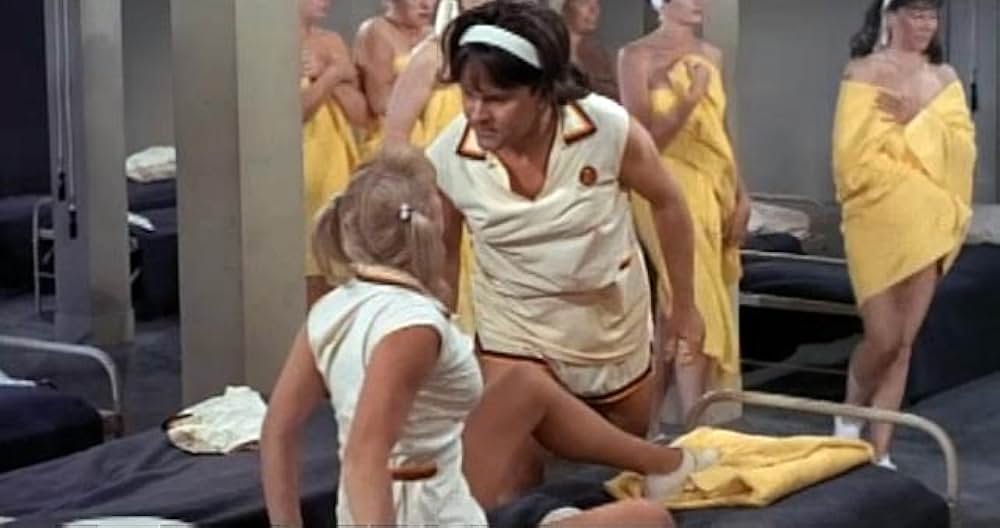 彼女の不道徳な夢の画像