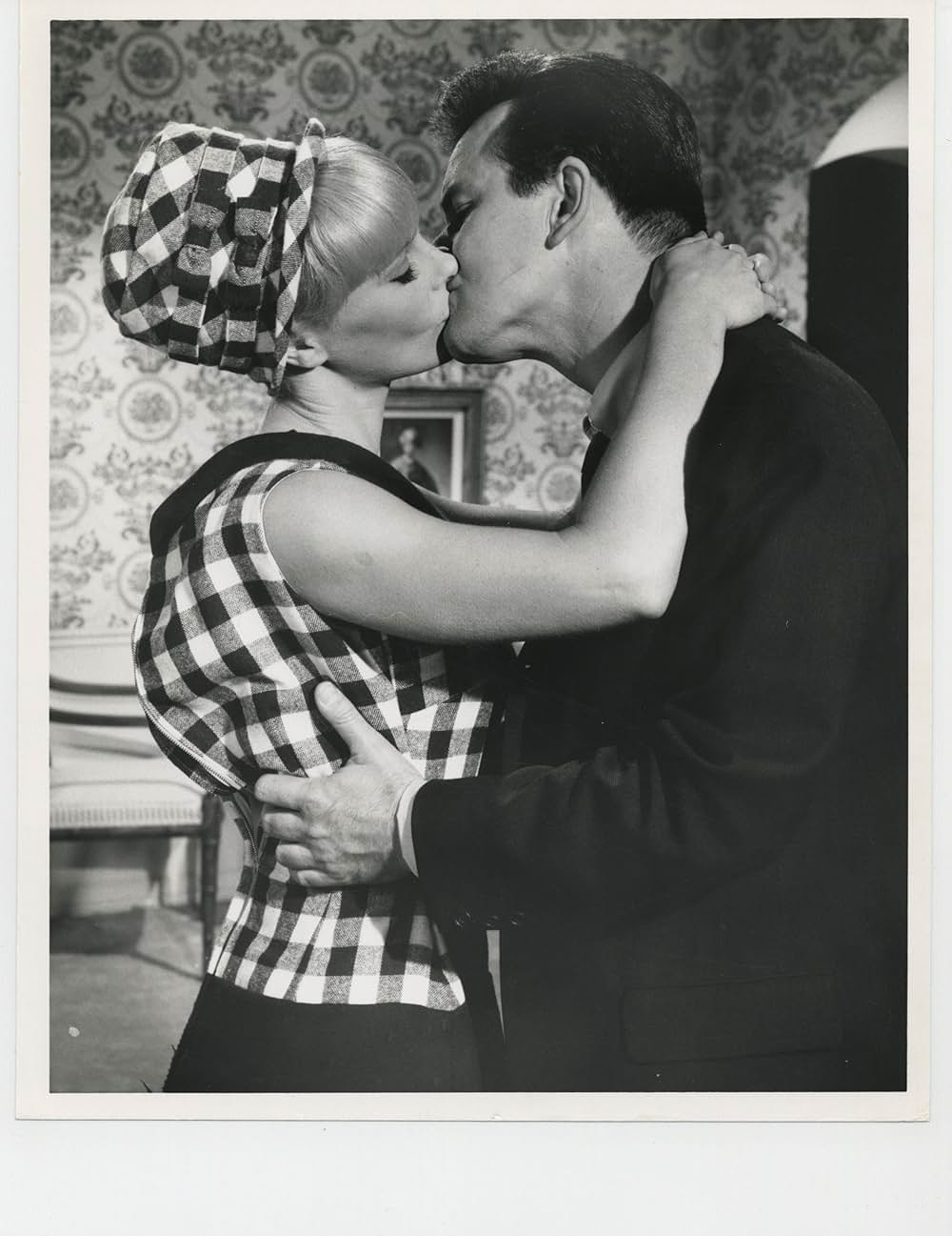 彼女の不道徳な夢の画像