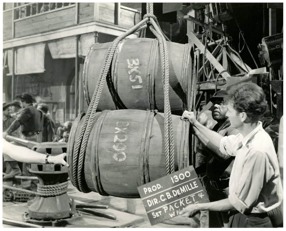 絶海の嵐の画像