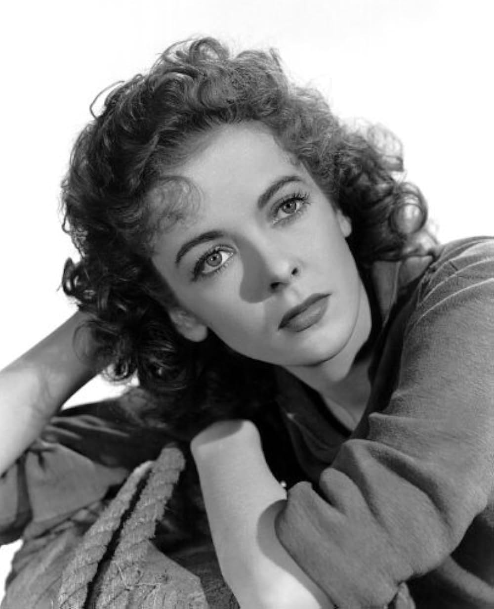 「夜霧の港」の画像