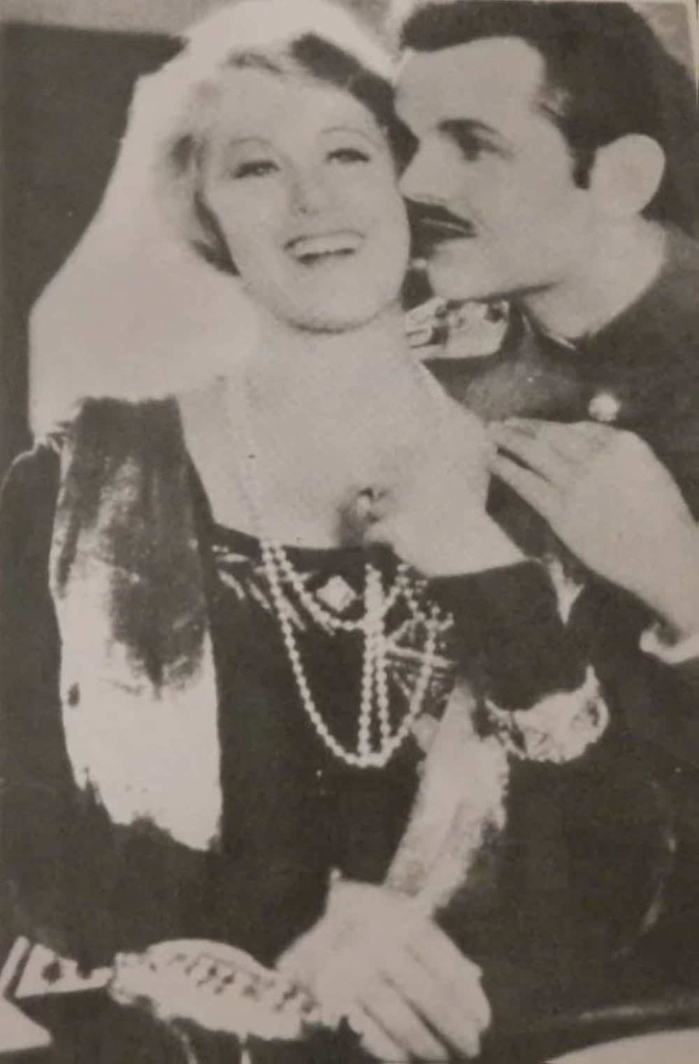 ニュウ・ムウンの画像