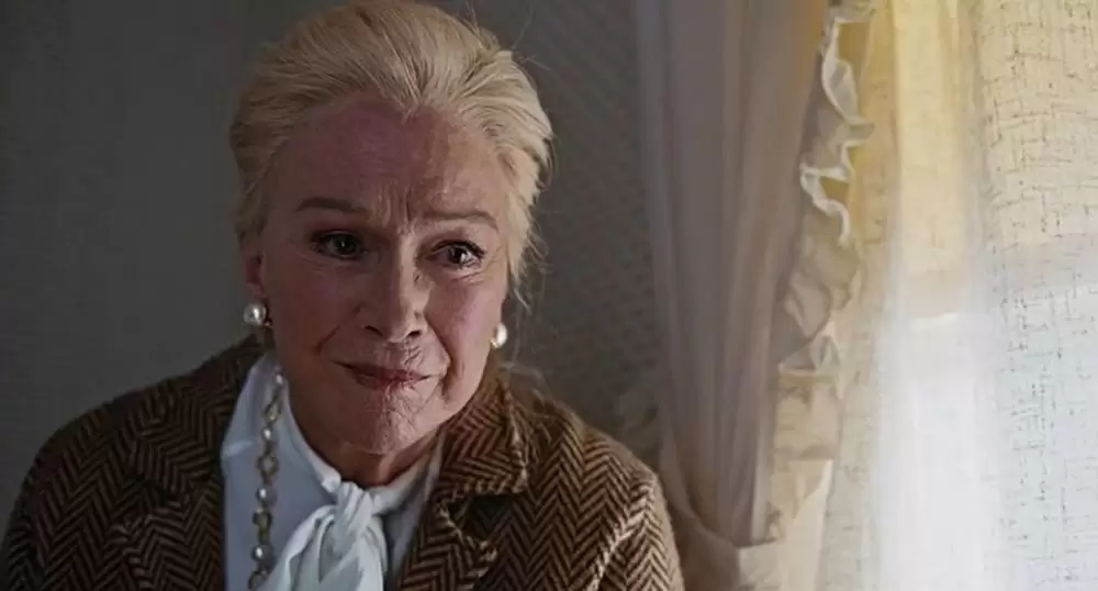 「JOY」ダイアン・ラッドの画像