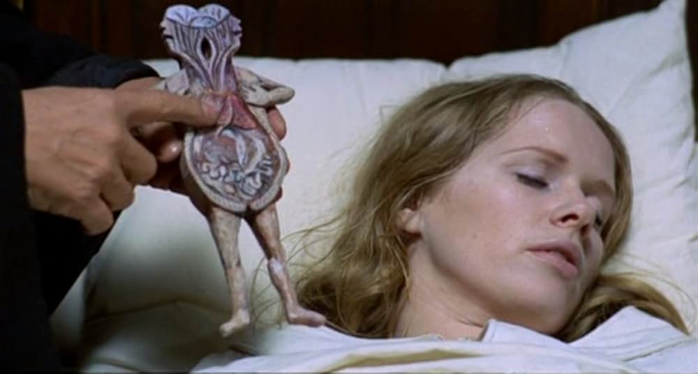 呪われた女の画像