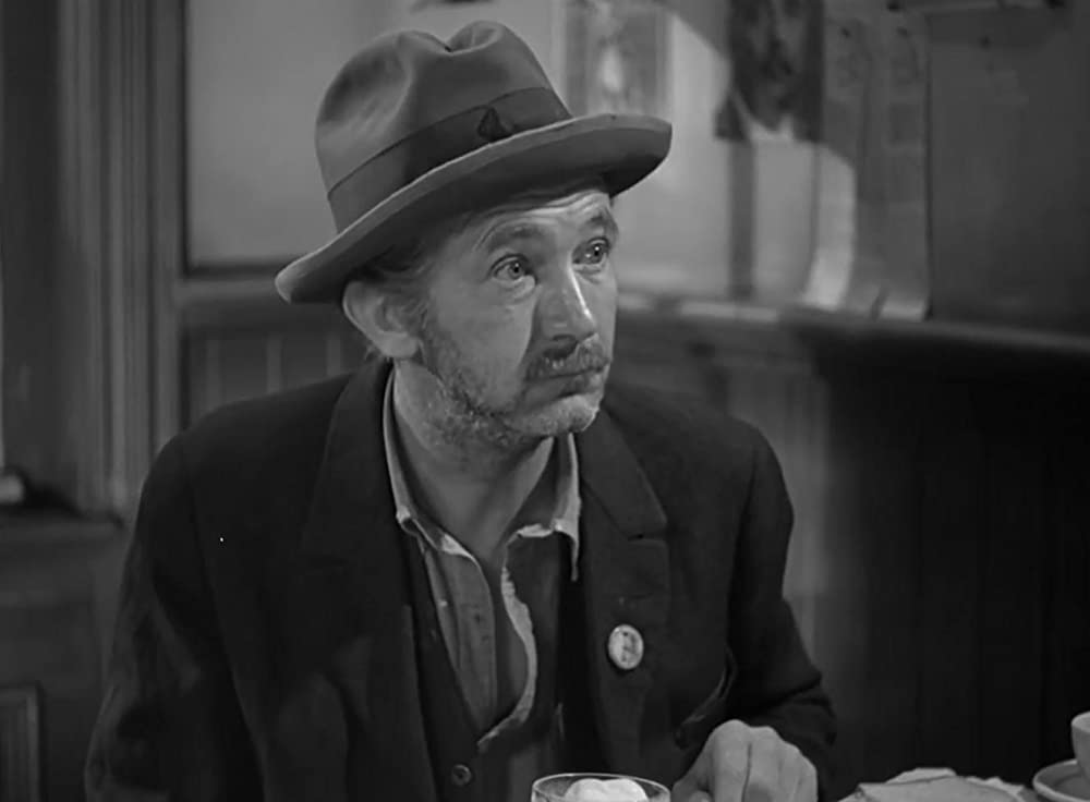 「群衆」ウォルター・ブレナンの画像