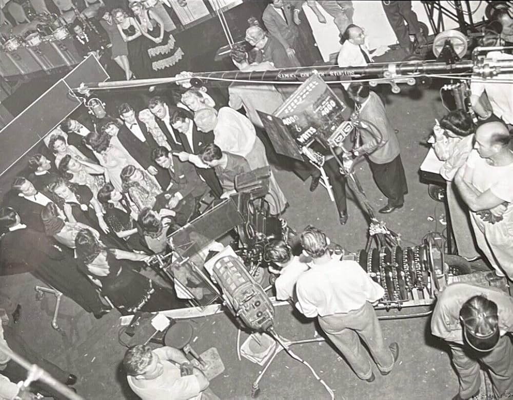 「教授と美女」の画像