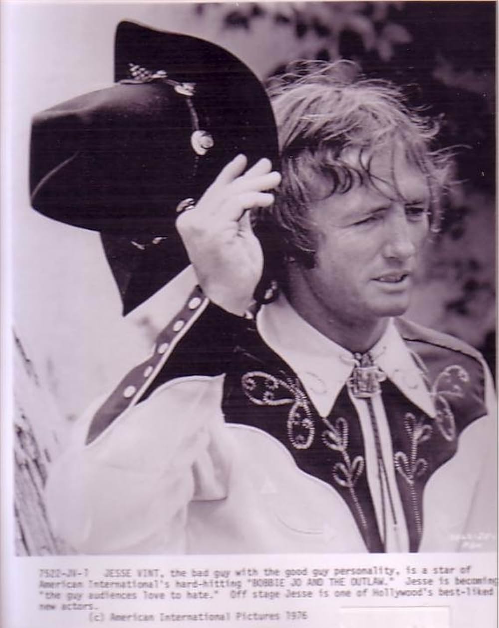 美女と無法者の画像