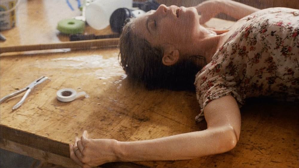 危険な薔薇の吐息の画像