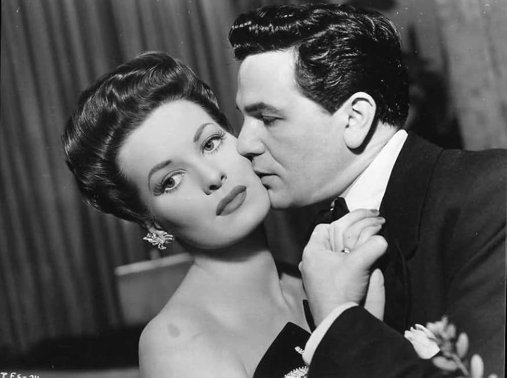 黒い足音の画像