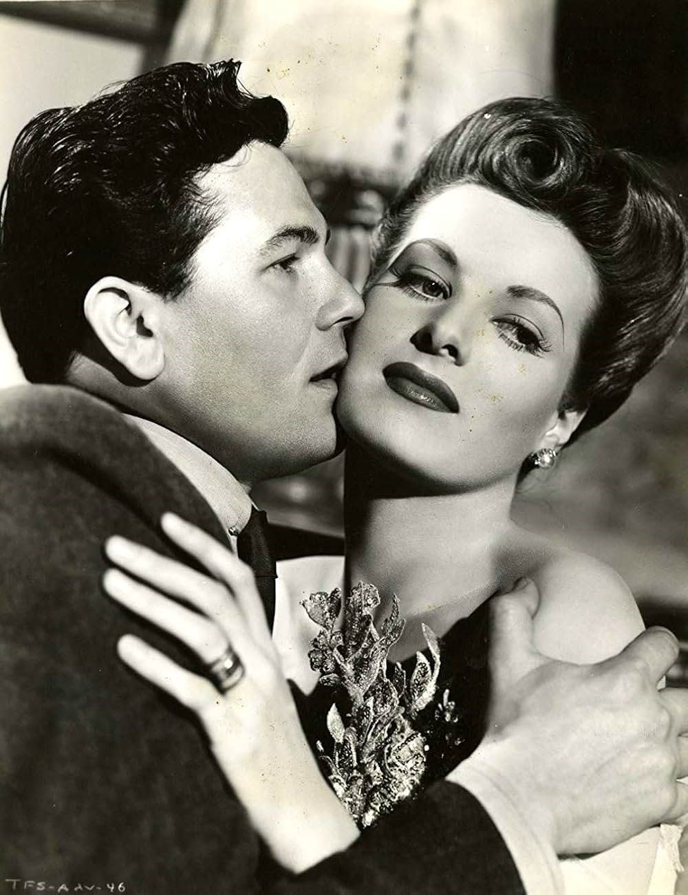 黒い足音の画像