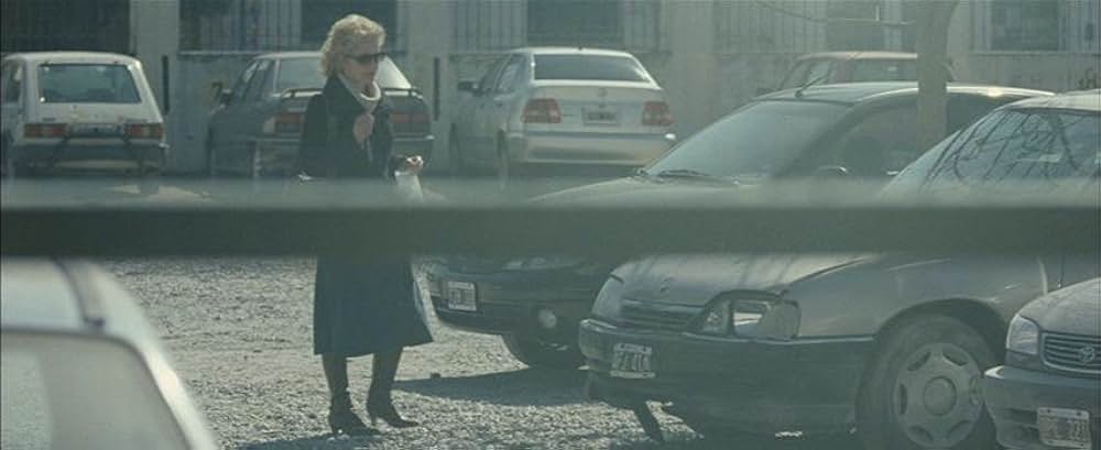 頭のない女の画像