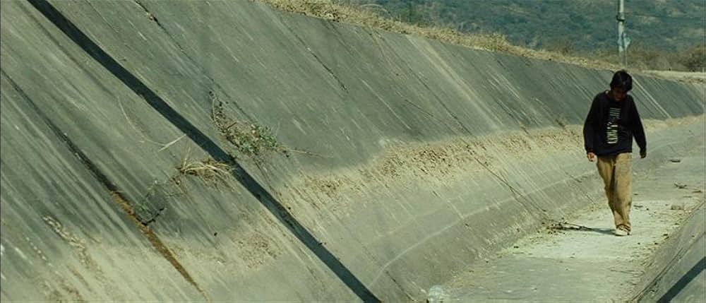 頭のない女の画像