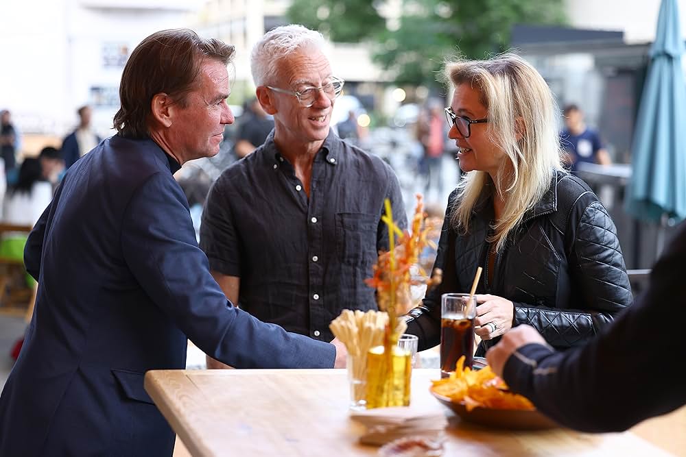 野生の島のロズの画像