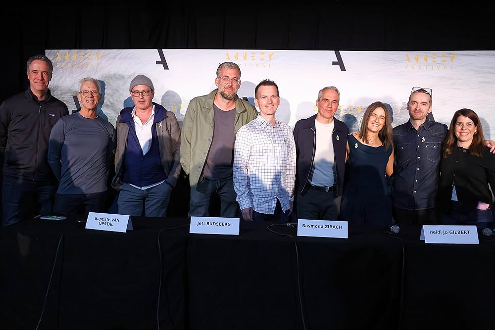 野生の島のロズの画像