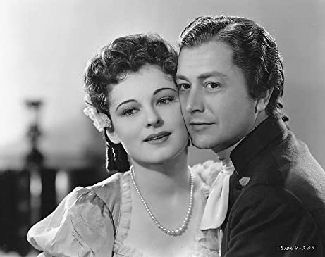 北西への道の画像