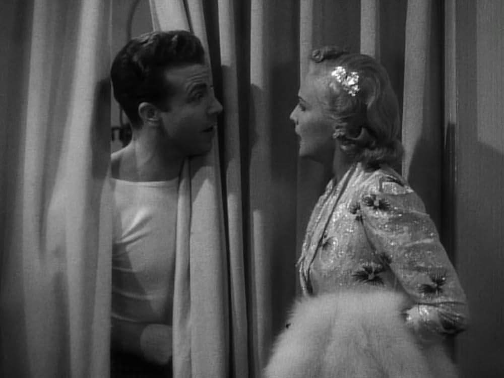 陽気な街の画像