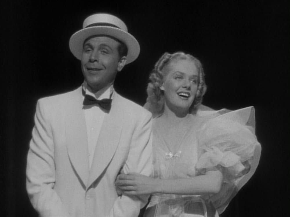 陽気な街の画像