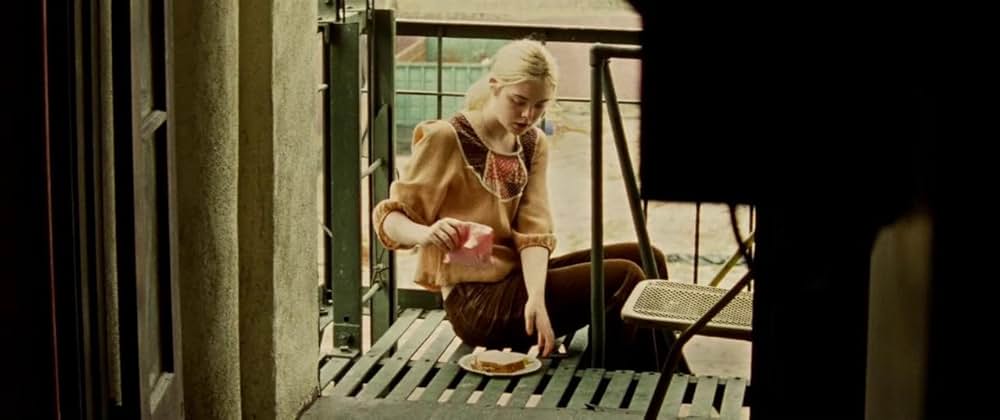 LOW DOWN ロウダウンの画像