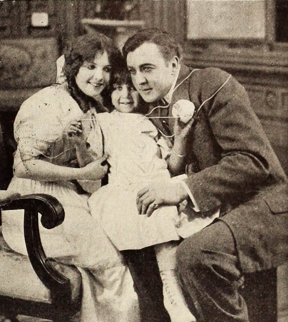 Falling Leaves（原題）の画像