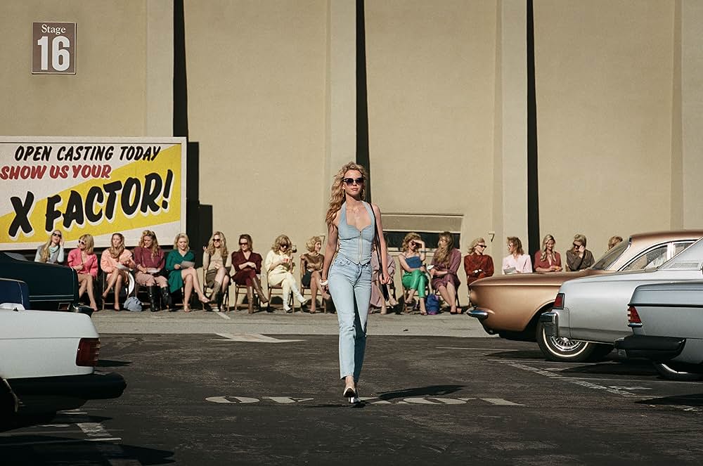 MaXXXine マキシーンの画像